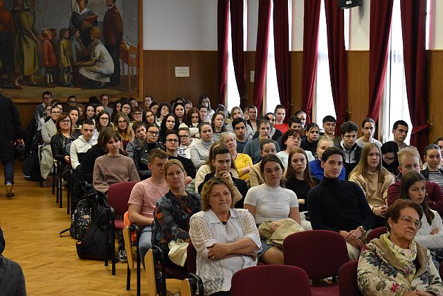 Író-olvasó találkozó Grecsó Krisztiánnal.