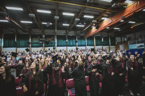 diplomaátadó